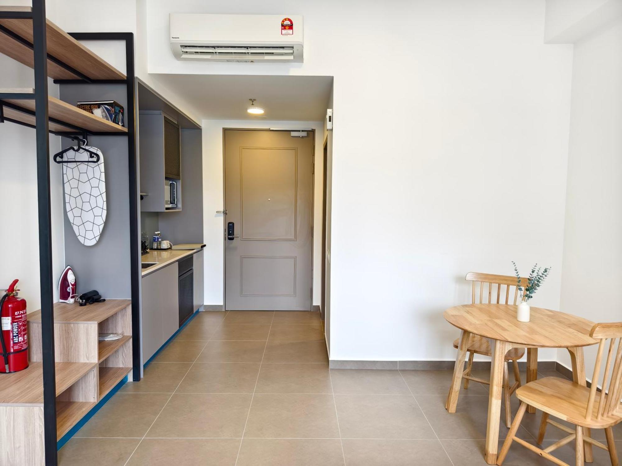 פטלין ג'איה Mossaz Suites Empire City By Starwood מראה חיצוני תמונה