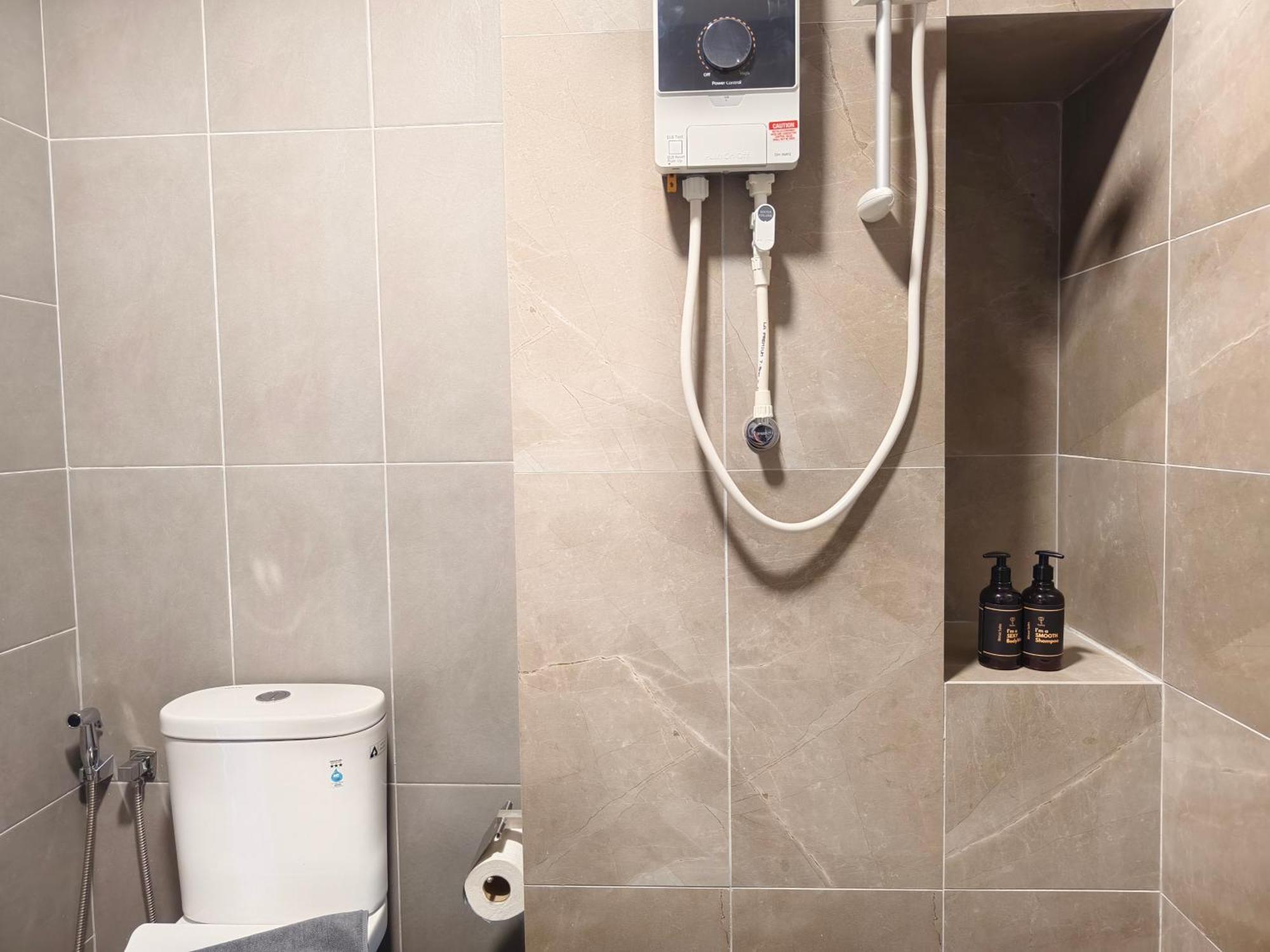 פטלין ג'איה Mossaz Suites Empire City By Starwood מראה חיצוני תמונה