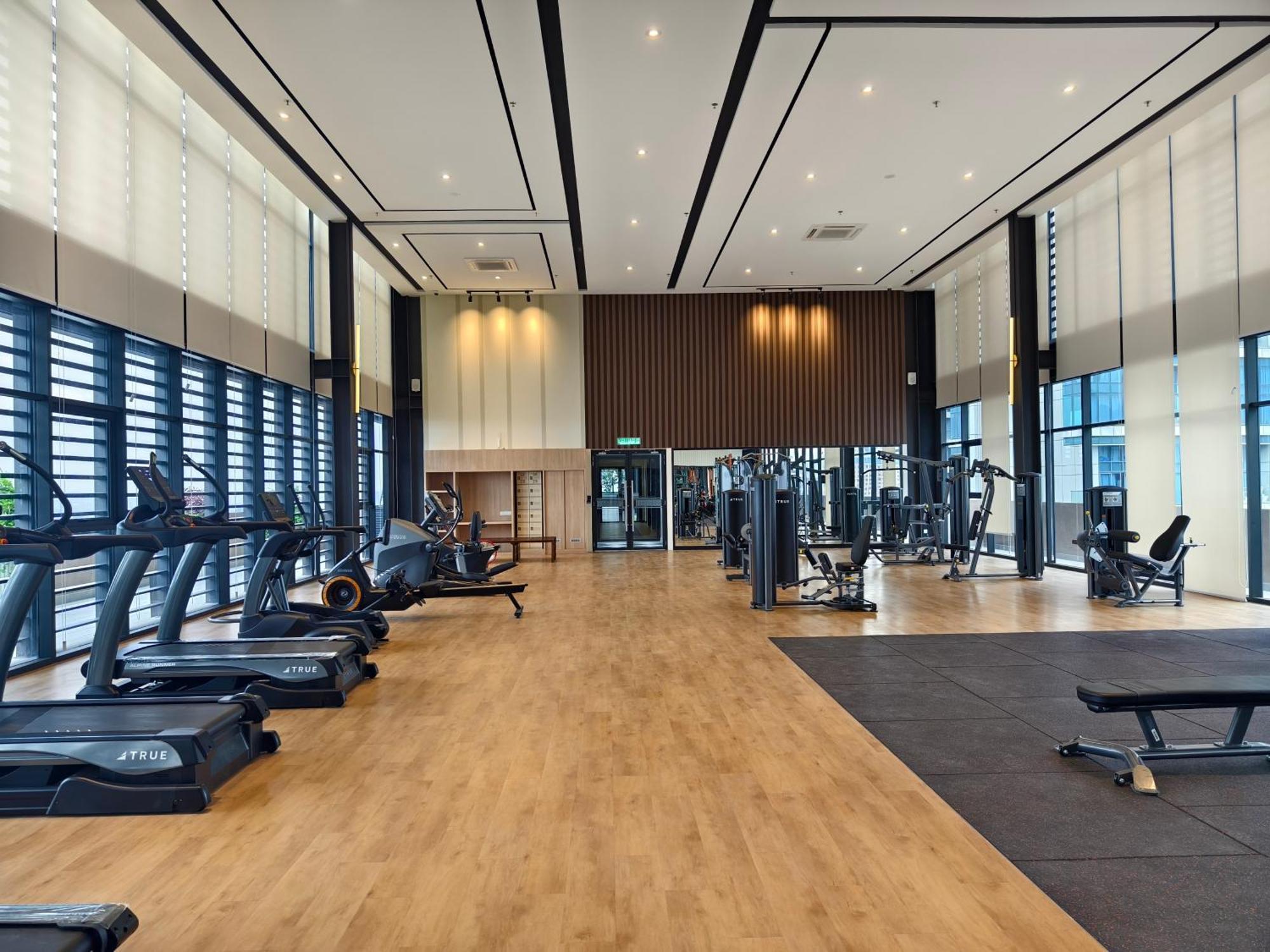 פטלין ג'איה Mossaz Suites Empire City By Starwood מראה חיצוני תמונה