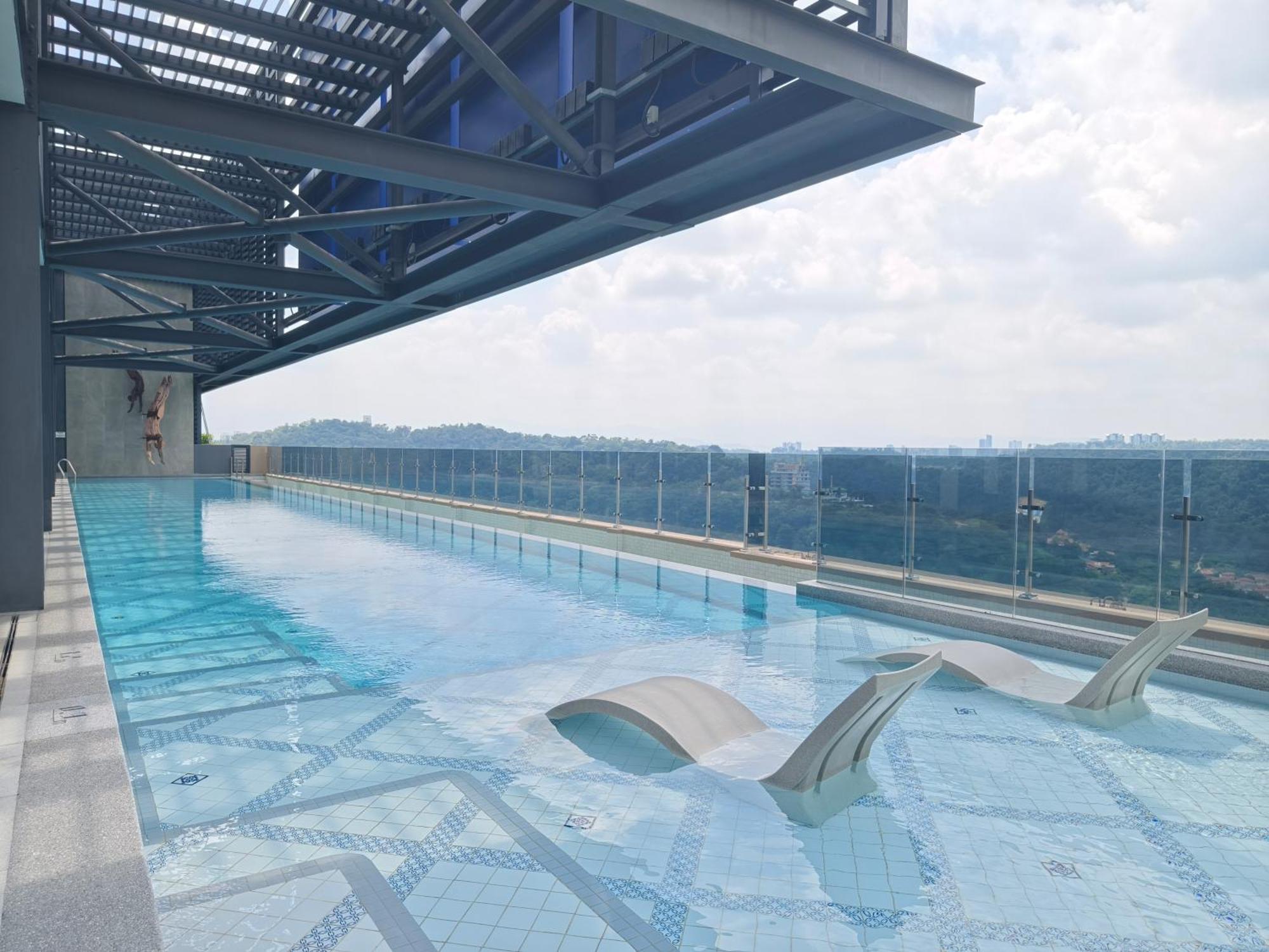 פטלין ג'איה Mossaz Suites Empire City By Starwood מראה חיצוני תמונה